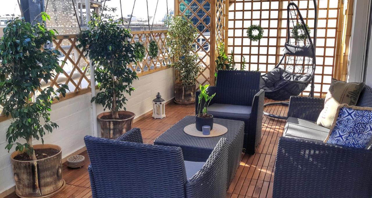 Ρetipe Penthouse Apartment With Spacious Balcony In Heraklion Center Экстерьер фото